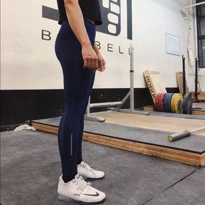 Lululemon Hit it 7/8 tight Hero Blue